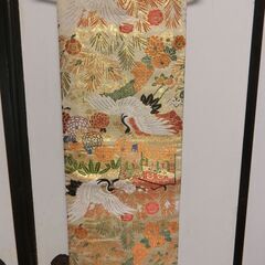 きらびやかな帯