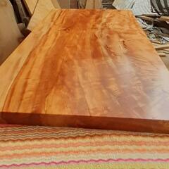 栃 ダイニングテーブル 最高級 杢 一枚板