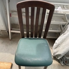 カリモク 椅子二脚の画像