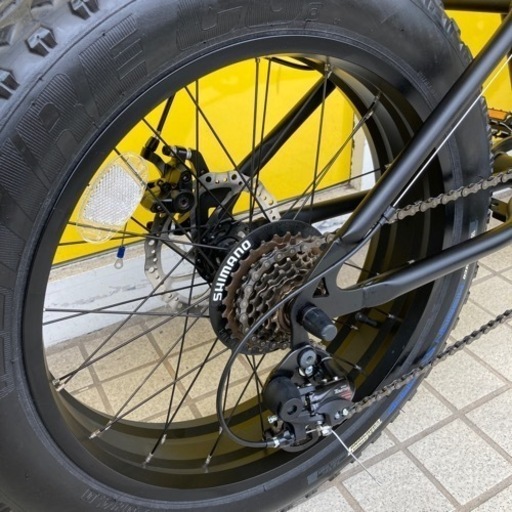★良品 BRONX ファットバイク 20インチ ブロンクス 自転車 ディスクブレーキ マットブラック 7段変速