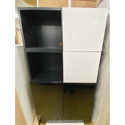 【キャビネット】モノトーン ★スタイリッシュ家具 容量多め