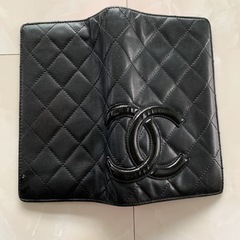 値下げしましたシャネル長財布の画像