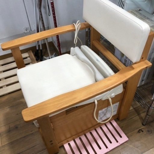 未使用品　TOTO   ウォームレット付　ポータブルトイレ　EWR285   イス型　介護　おすすめ‼︎