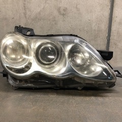 マークX 120系 ヘッドライト 左右の画像