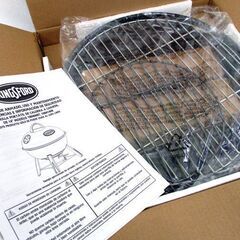 未使用  BBQ GRILL バーベキュー グリル コンロ アウトドア 蓋付き 燻製 KINGSFORD 札幌市北区屯田　の画像
