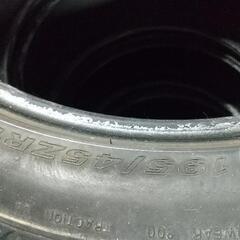 ラジアルタイヤ 215/45R16 4本の画像
