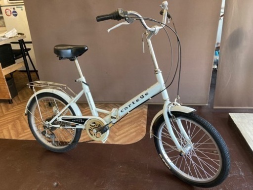 【6段変速】20インチ　折りたたみ自転車　ホワイト