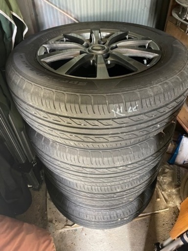 195/65r15 タイヤ・ホイール　ノア　ヴォクシー