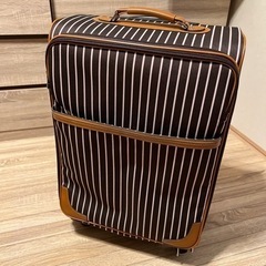 キャリーバックお譲りします タイヤ少し難あり