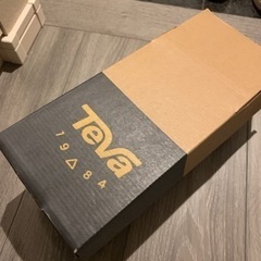 tevaサンダルの画像