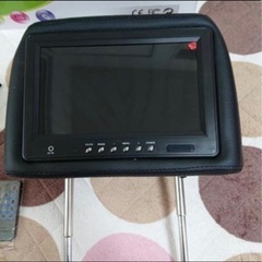 新品未使用。ヘッドレストモニター9インチの画像