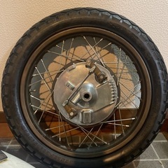 YAMAHA sr400  1JR フロントタイヤの画像