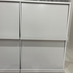目隠し付き本棚