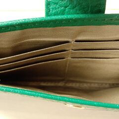 送料込み　efffy　緑の長財布の画像