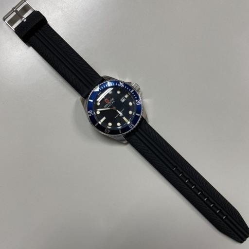 スイスミリタリーHANOWA  クウォーツ　美品