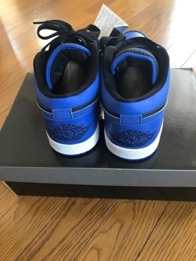 大幅値引きしましたNIKE AIR JORDAN 1 PHAT LOW 青黒