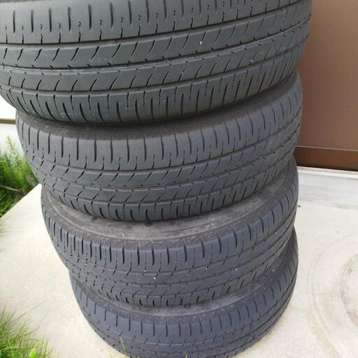 商談中185/65R15  プリウス アルミホイール ノーマルタイヤ付き