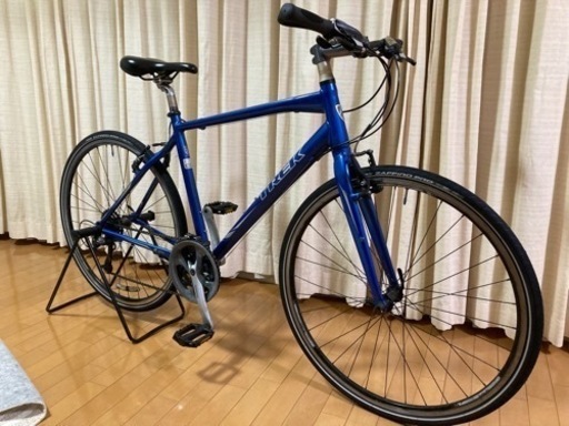 TREK 7.3FX クロスバイク　横浜又は近隣へは無料お届け可