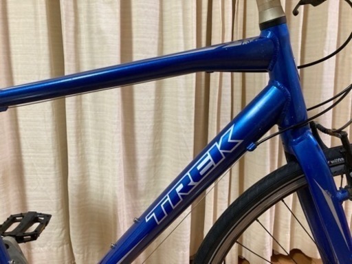 TREK 7.3FX クロスバイク　横浜又は近隣へは無料お届け可