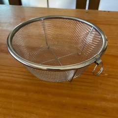 断捨離中　ザル3個の画像
