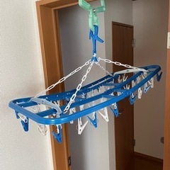 【無料】プラスチック製洗濯物物干し　　角ハンガー(青)