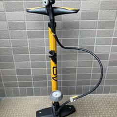 自転車の空気入れ