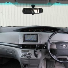 大人気大型ミニバン！広い室内で快適カーライフ！