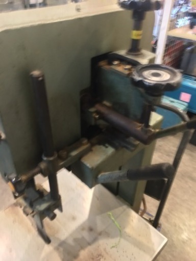 【中古】HITACHI バンドソー CB65F