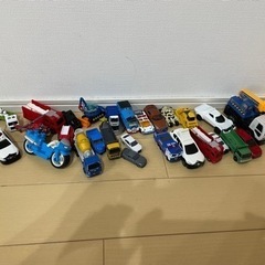 トミカやミニカー