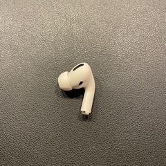 Apple AirPods Pro 右耳のみ　の画像