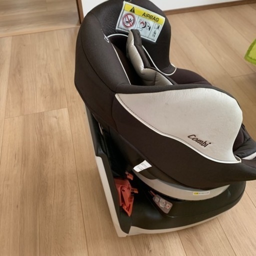 値下げ！　　　　　　　　　　　　　　　　　　　コンビ、チャイルドシート