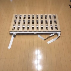 譲ります！　四つ折り　すのこマット　シングルの画像