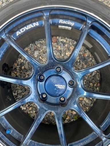 ADVAN Racing  18インチ