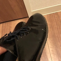 スピングル　カンガルーエナメルレザーのフラットシューズの画像