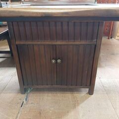【愛品倶楽部柏店】　カリモク　ＲＵＳＴＩＣ　囲炉裏型ベンチダイニング３点セット　廃番品　の画像