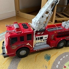 ラジコンおもちゃ　梯子車　消防車　の画像