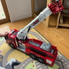 ラジコンおもちゃ　梯子車　消防車　の画像