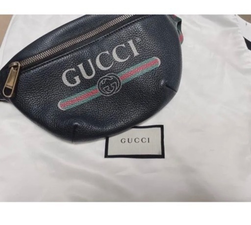 GUCCI ヴィンテージロゴプリントバッグ　スモール 美品　値下げ可能です