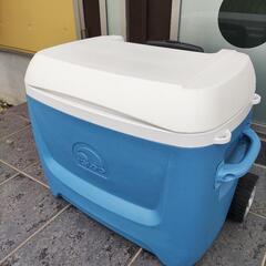 IGLOO イグルー クーラーボックス キャスター付き 58L