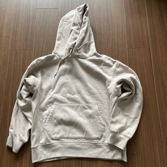 UNIQLO フード付きトレーナー