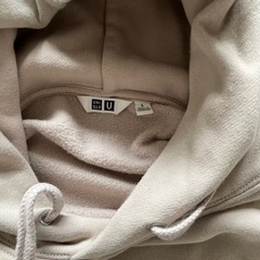 UNIQLO フード付きトレーナーの画像