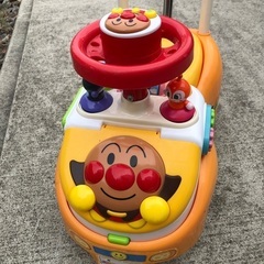 【決まりました】アンパンマンよくばりビジーカー