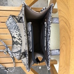 値下　未使用　バイソン柄　ショルダー・トートバックの画像