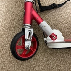 avigo キックスケーター、キックボードの画像