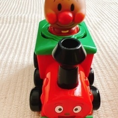 ★値下げ★アンパンマン【美品】ぬいぐるみ  ゼンマイ乗り物　おもちゃの画像