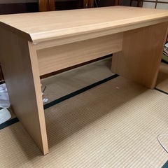 引き取り先決定:学習机