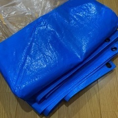 ブルーシート　2枚の画像