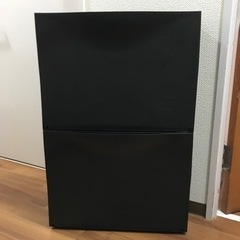 IKEAの靴箱になります。