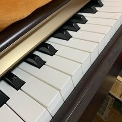 YAMAHA 電子ピアノ