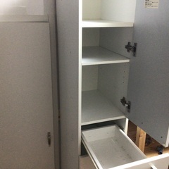 隙間収納　引き渡し調整中の画像